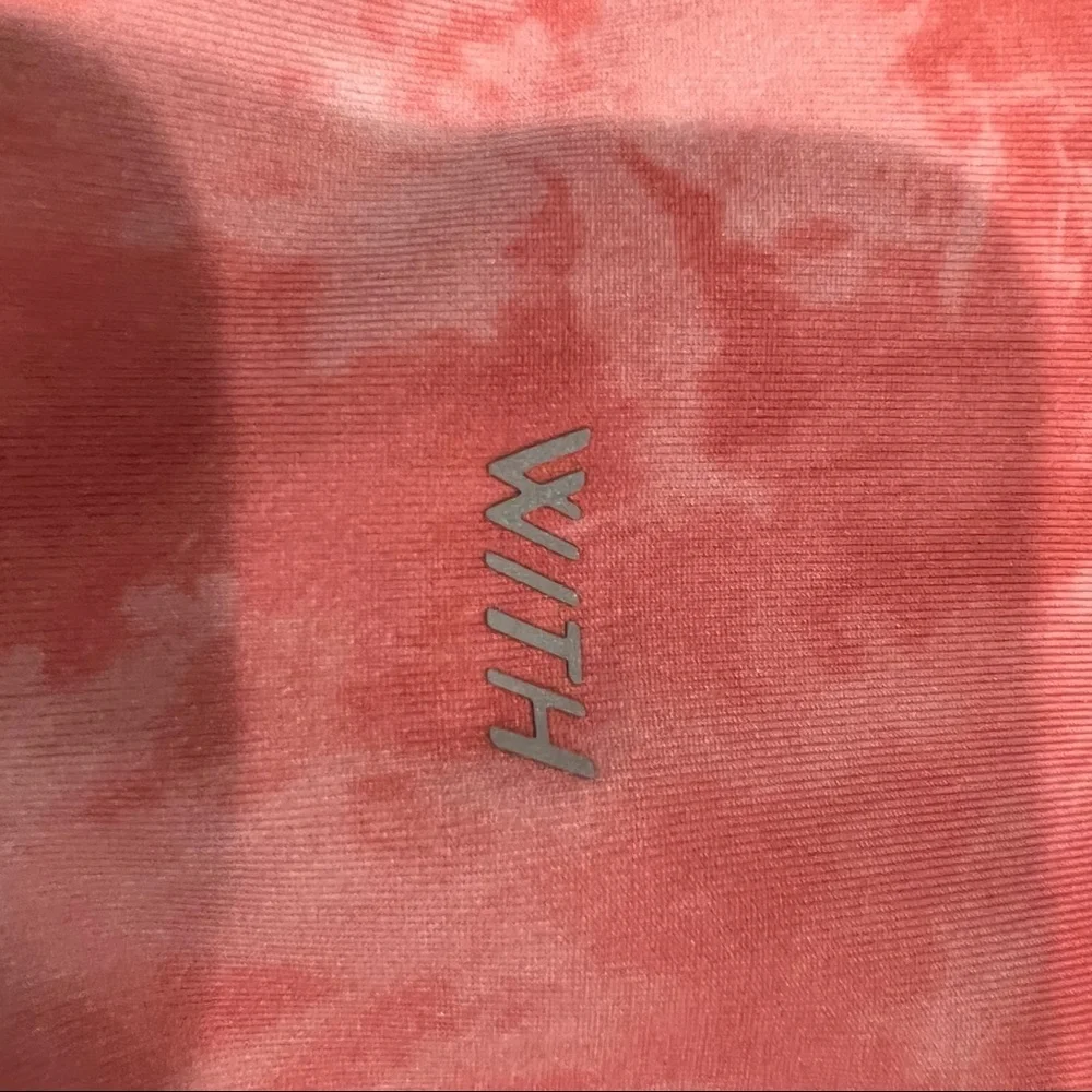 Peloton Legging WITH Heatwave High Rise Capri - Picture 5 of 5